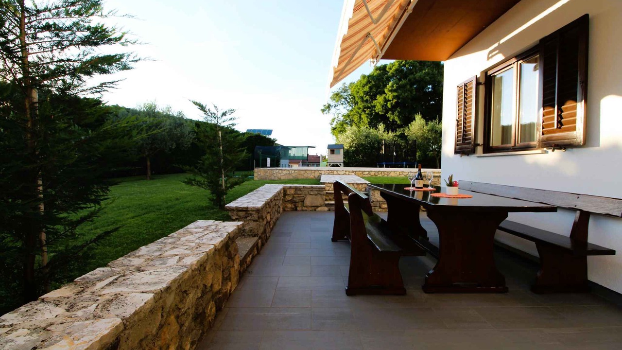 Photo of Outdoor in Strmac