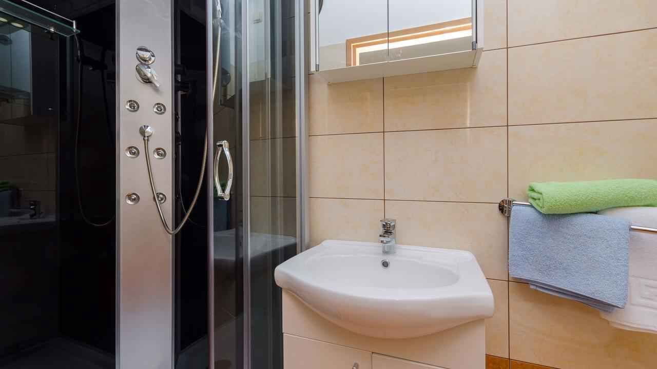 Photo of Bathroom in Grizane