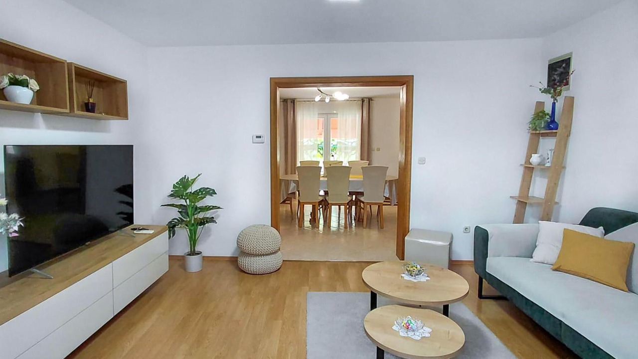 Photo of Bedroom in Loborika