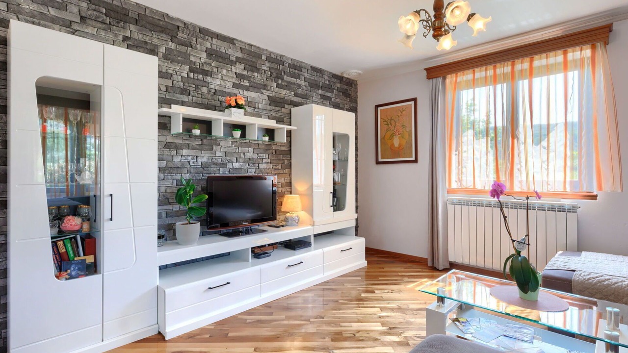 Photo of Bedroom in Pican