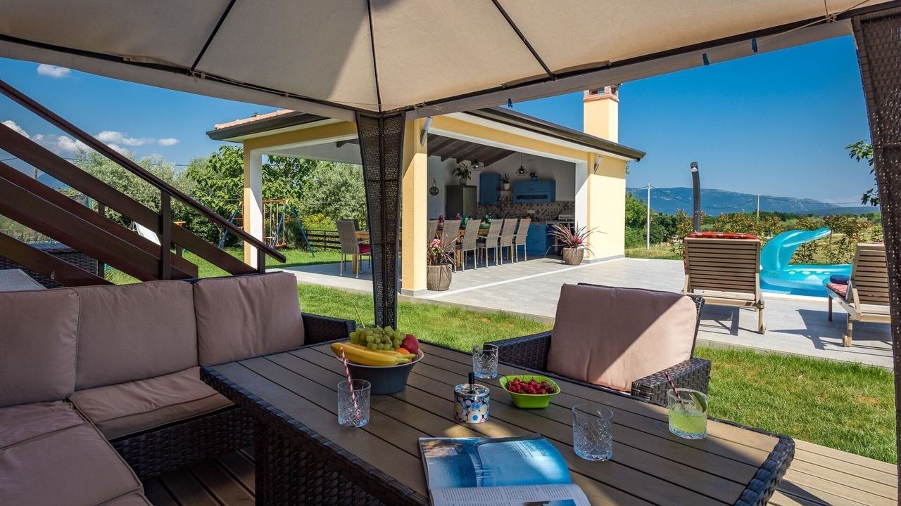 Photo of Outdoor in Pican