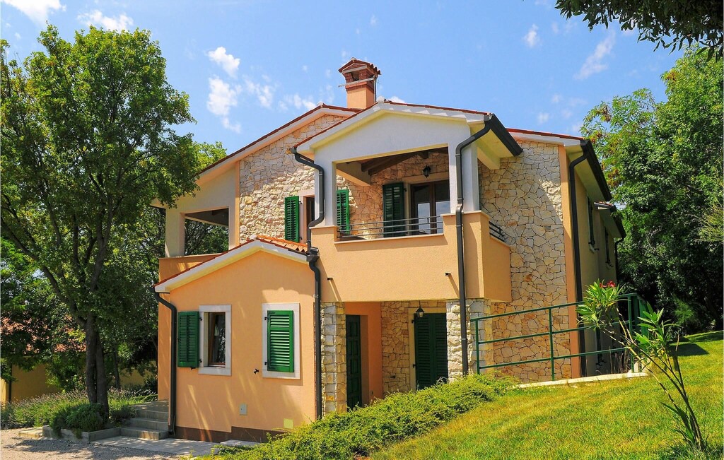 Photo of Buildings in Stanisovi