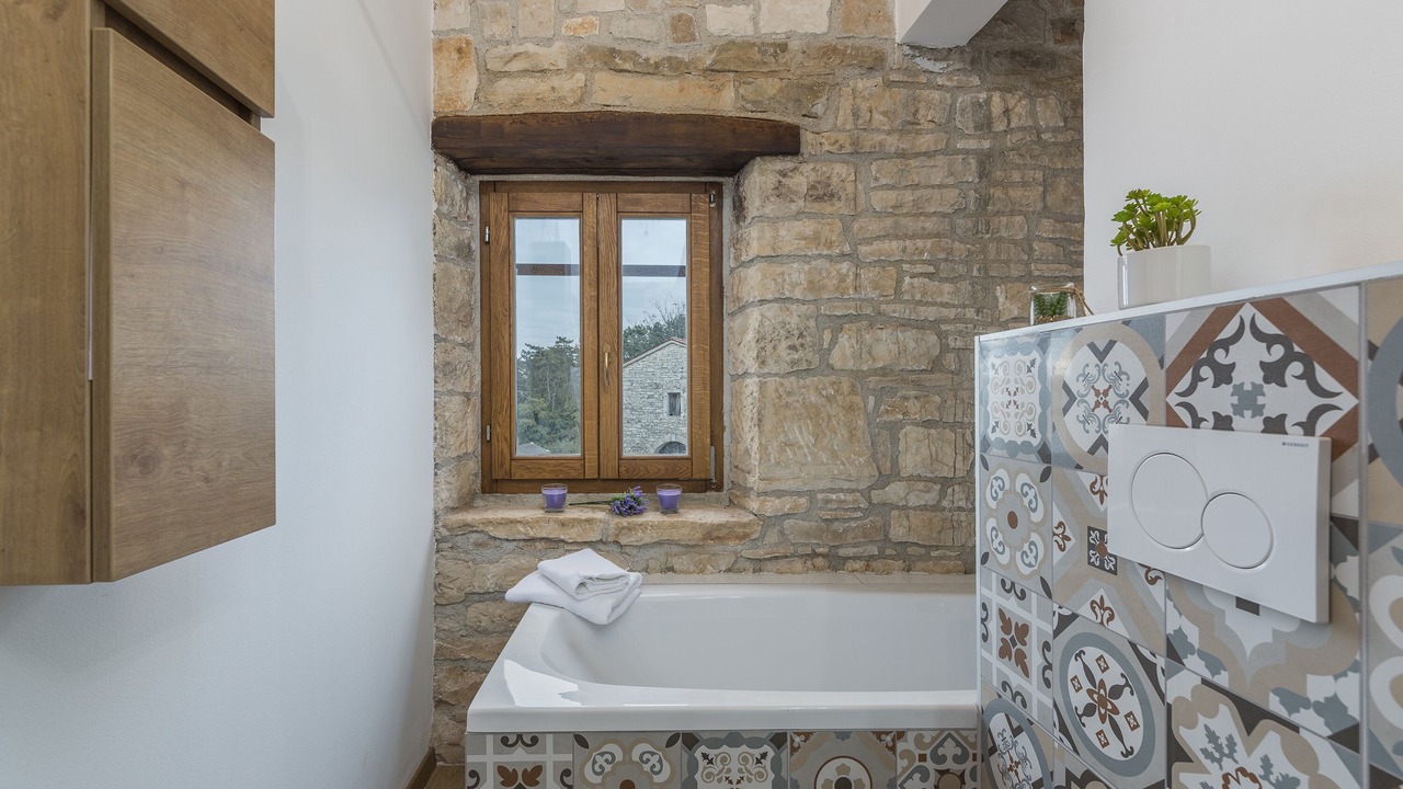 Photo of Bathroom in Groznjan