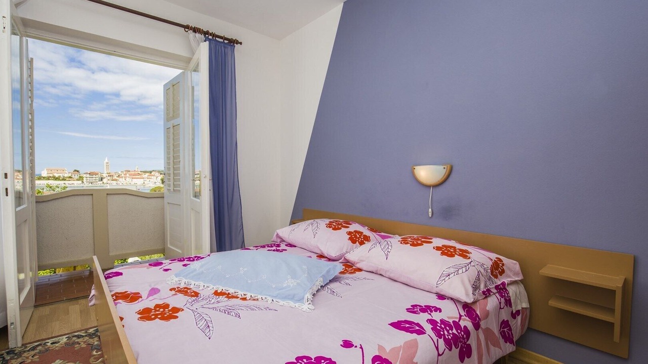 Photo of Bedroom in Banjol