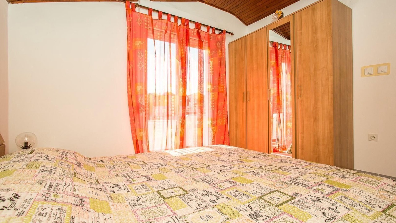 Photo of Bedroom in Kampor