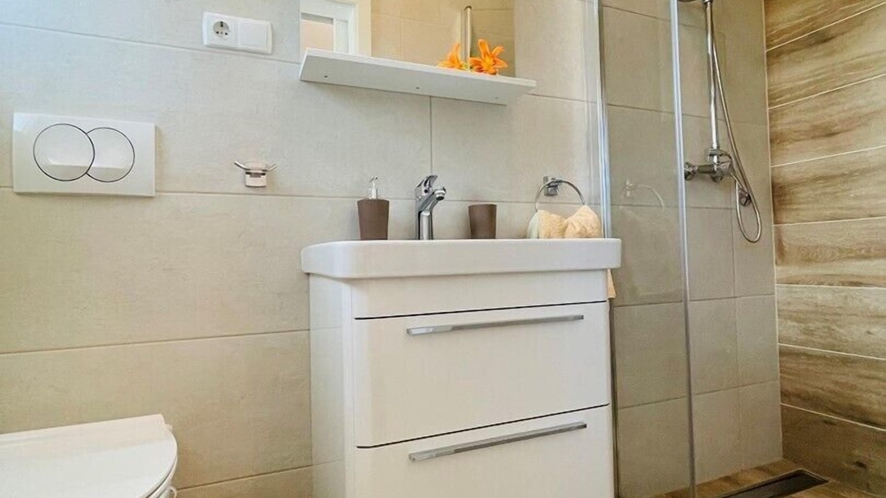 Photo of Bathroom in Palit