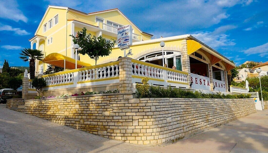 Photo of Outdoor in Banjol