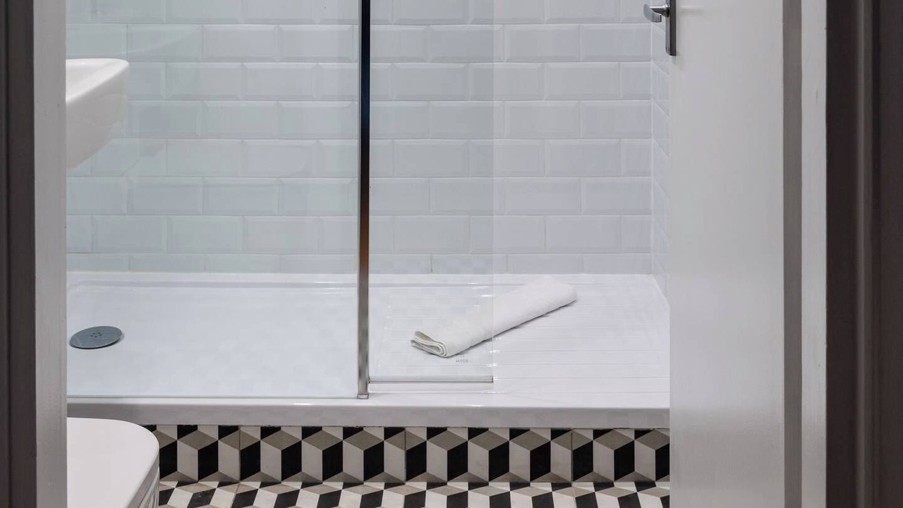 Photo of Bathroom in Bethnal Green