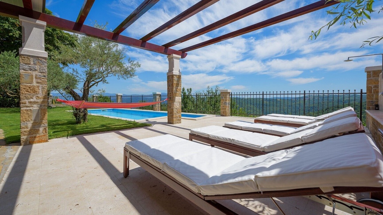 Photo of Patio Balcony in Zamask