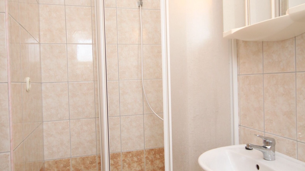 Photo of Bathroom in Metajna