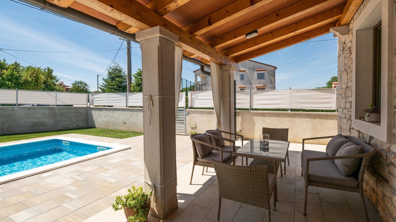 Photo of Outdoor in Muntic