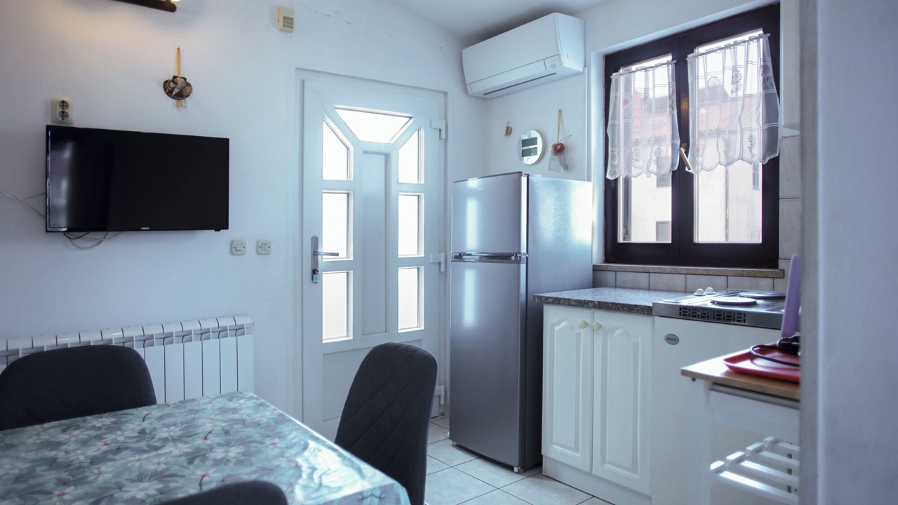 Photo of Kitchen in Pjescana Uvala