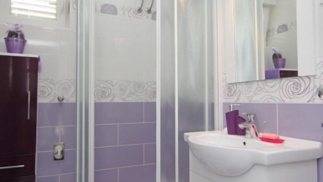 Photo of Bathroom in Ravni