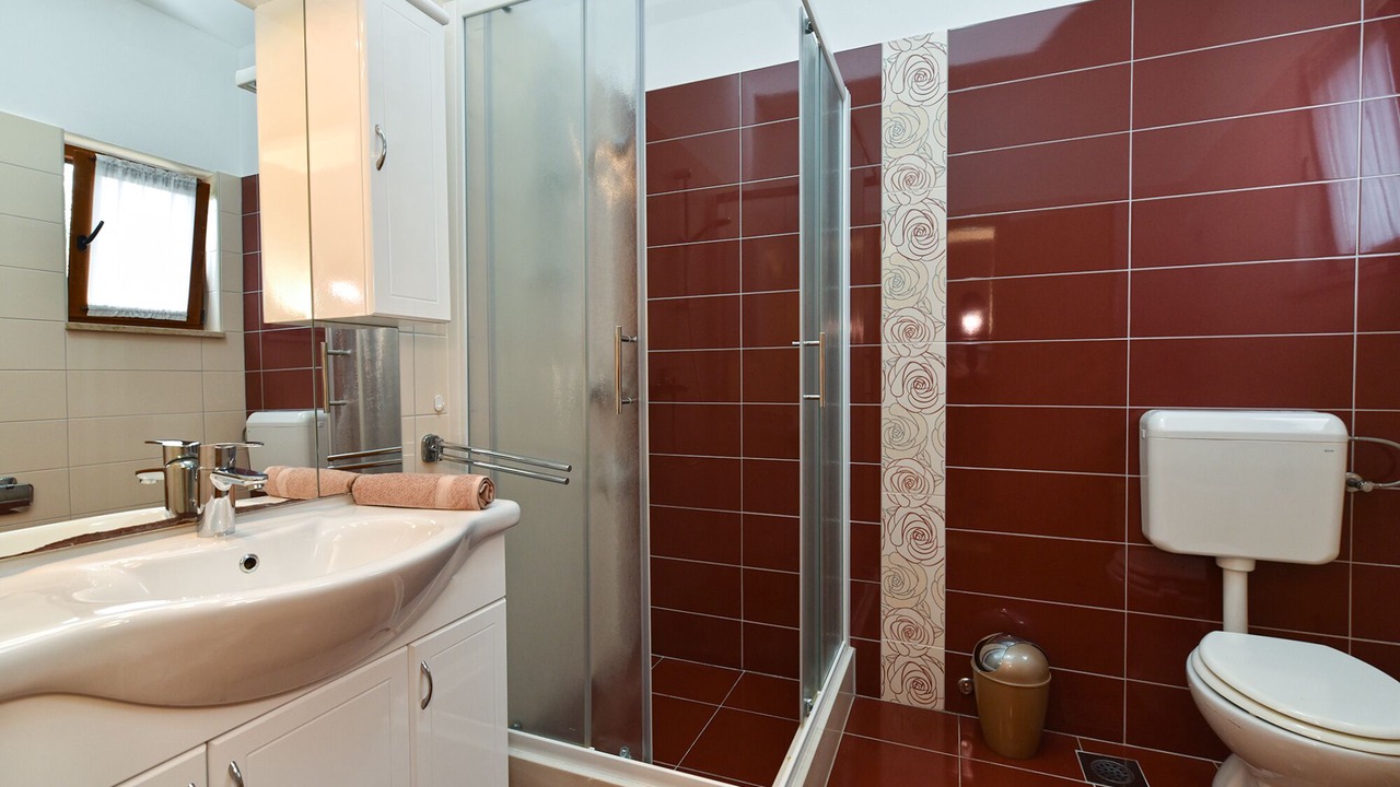 Photo of Bathroom in Kavran