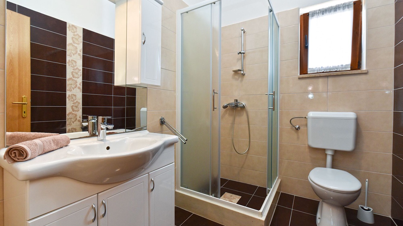 Photo of Bathroom in Kavran