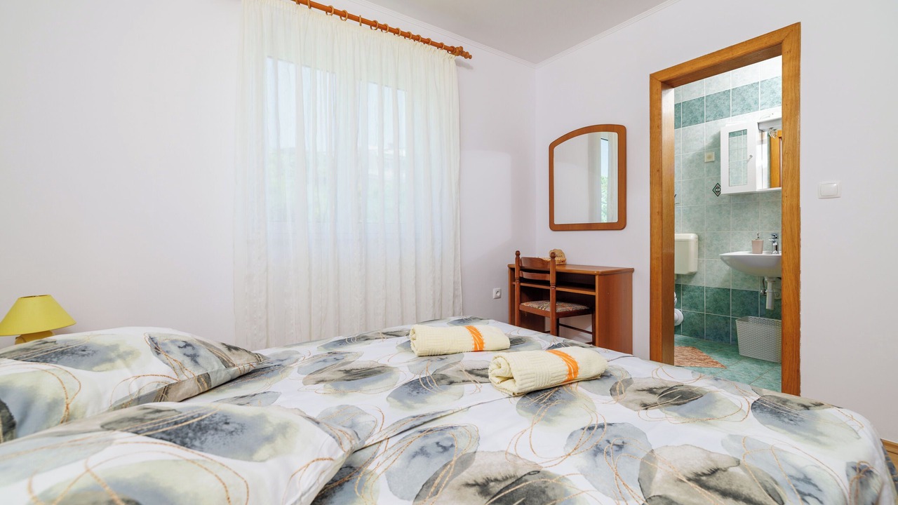 Photo of Bedroom in Banjol