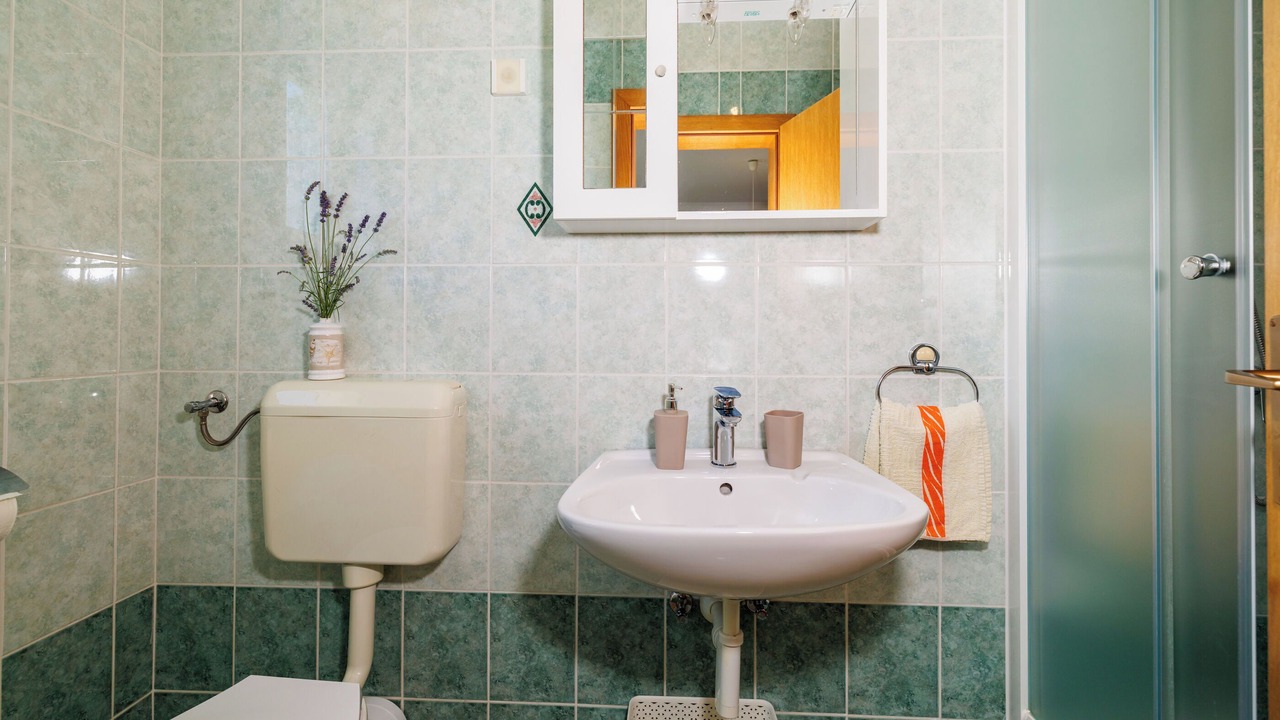 Photo of Bathroom in Banjol