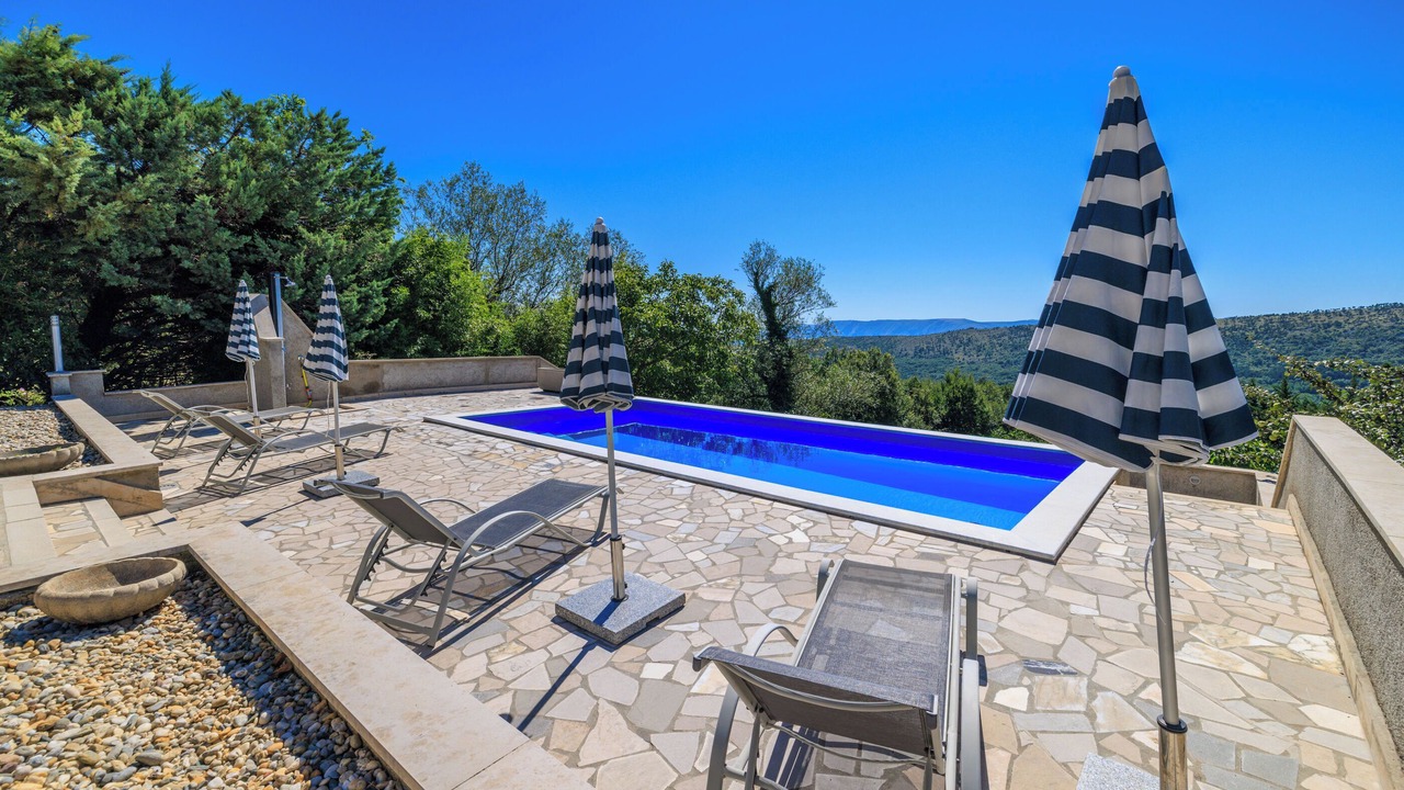 Photo of Outdoor in Bribir