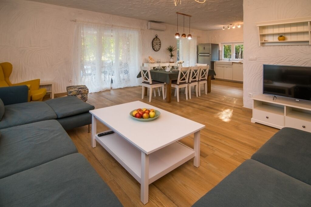 Photo of Livingroom in Risika