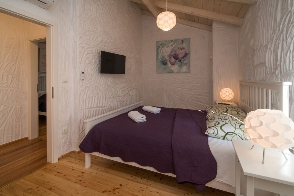 Photo of Bedroom in Risika