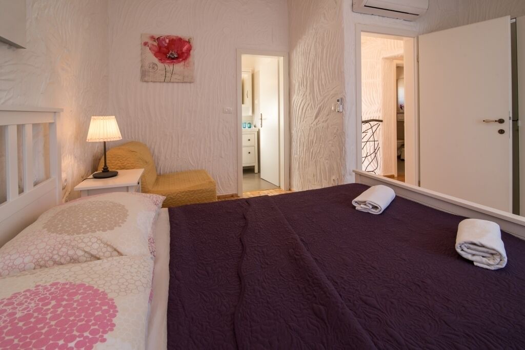 Photo of Bedroom in Risika