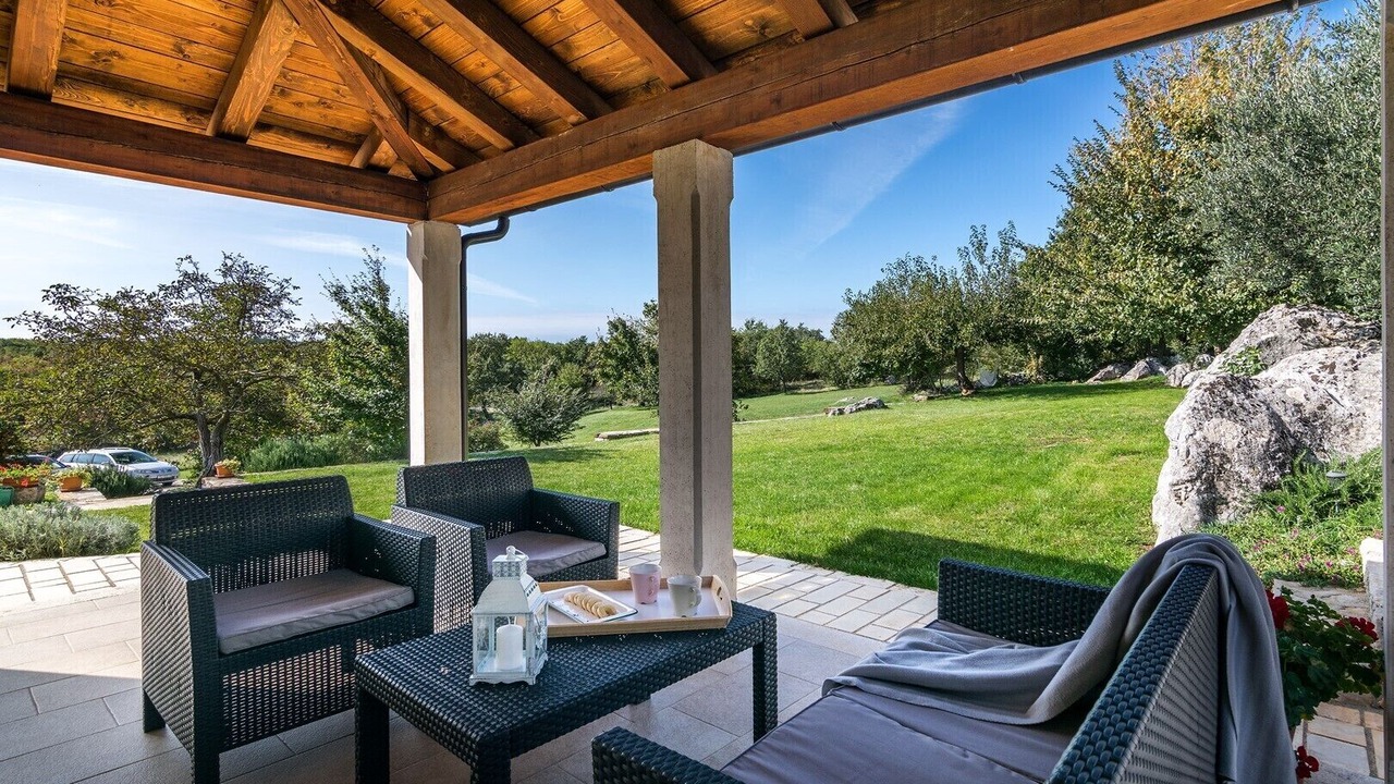 Photo of Patio Balcony in Makovci