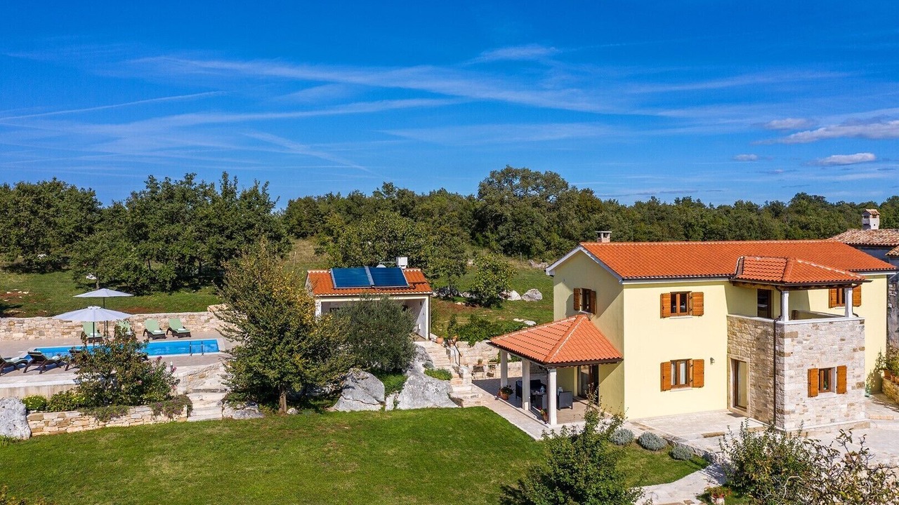 Photo of Outdoor in Makovci