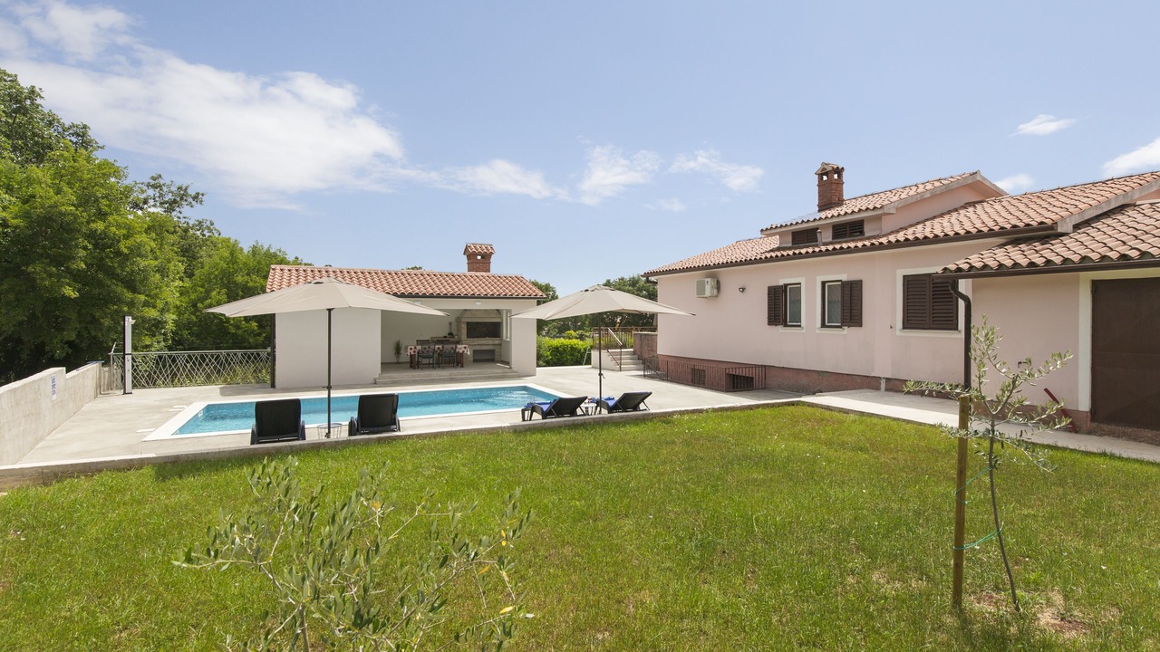 Photo of Outdoor in Becici