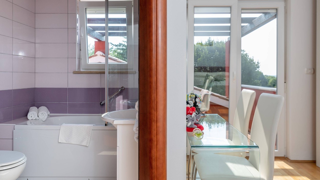 Photo of Bathroom in Bratulici