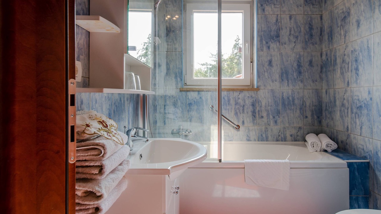 Photo of Bathroom in Bratulici