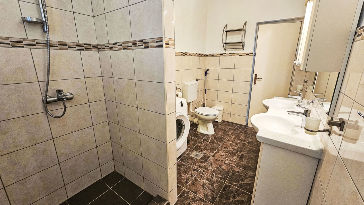 Photo of Bathroom in Vinisce