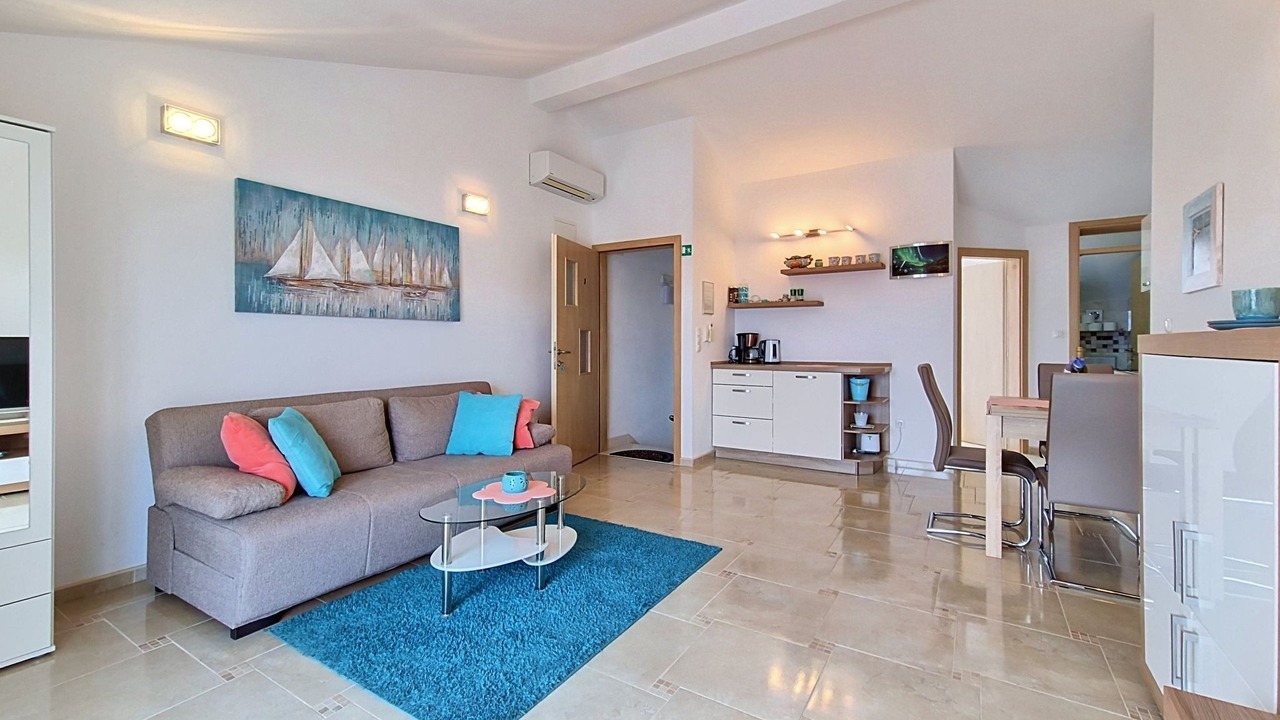 Photo of Livingroom in Okrug Gornji