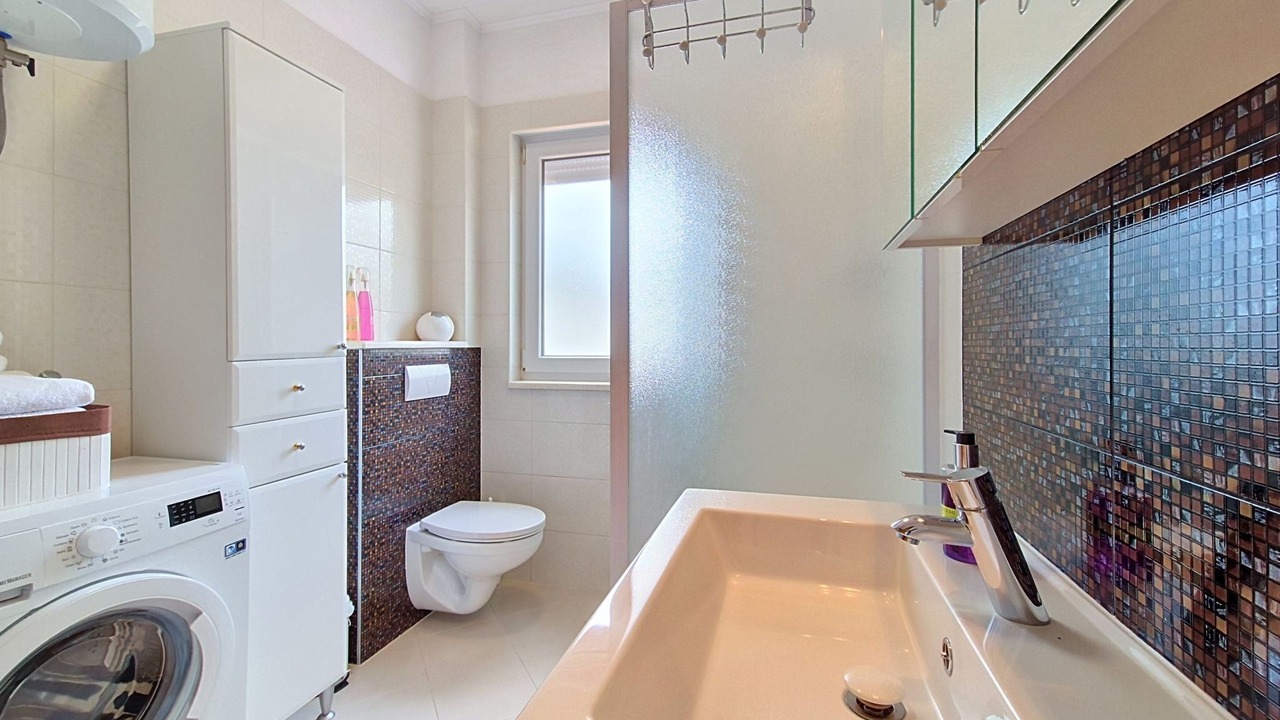Photo of Bathroom in Okrug Gornji