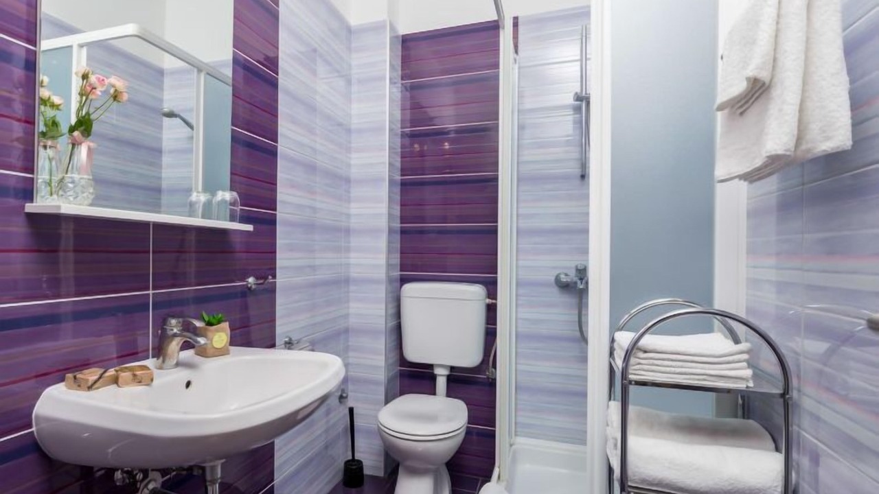 Photo of Bathroom in Silo
