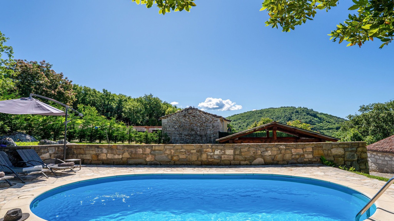 Photo of Outdoor in Grabri