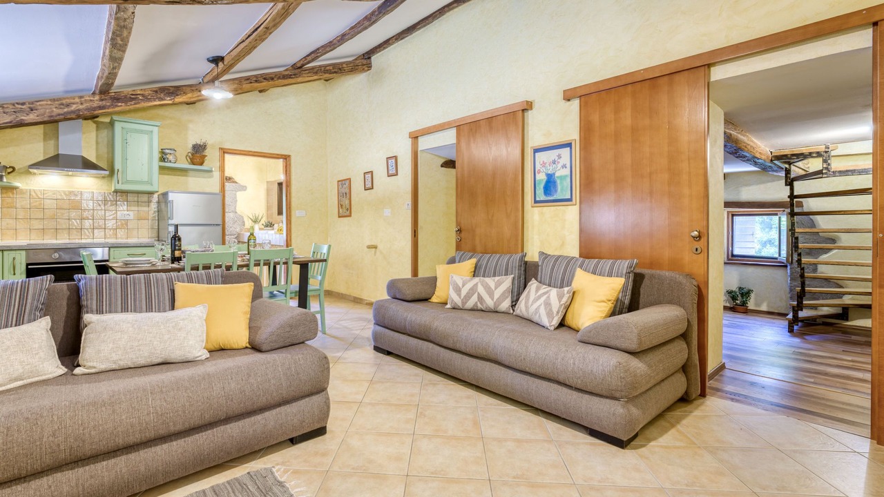 Photo of Livingroom in Grabri