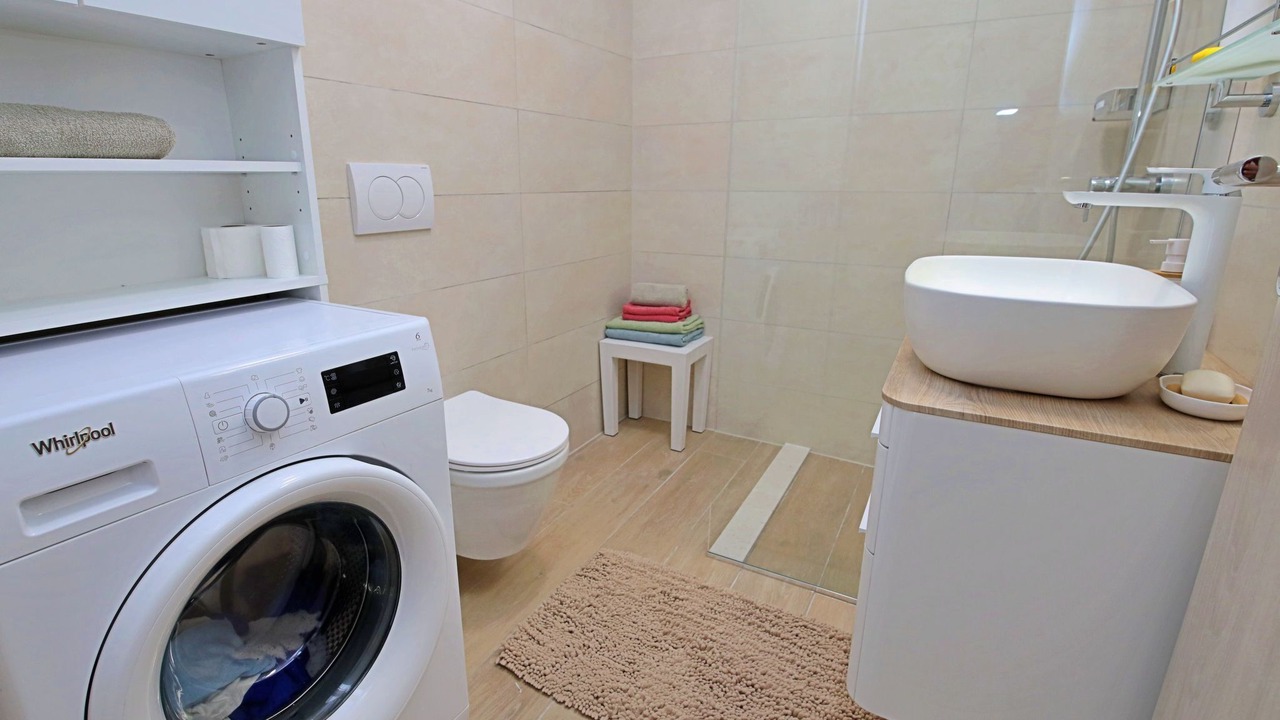 Photo of Bathroom in Marina