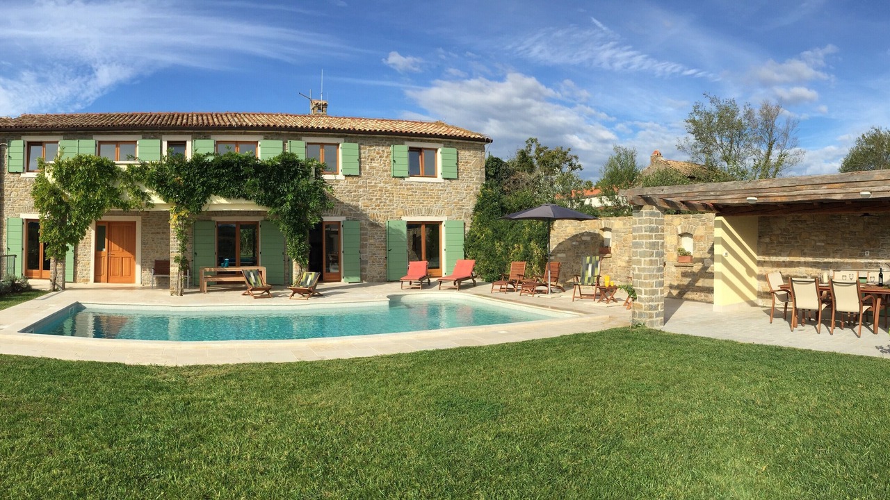 Photo of Outdoor in Baredine