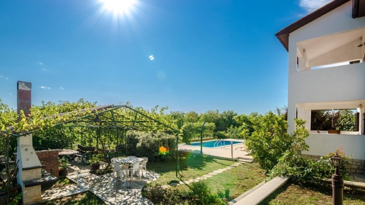 Photo of Outdoor in Kapelica