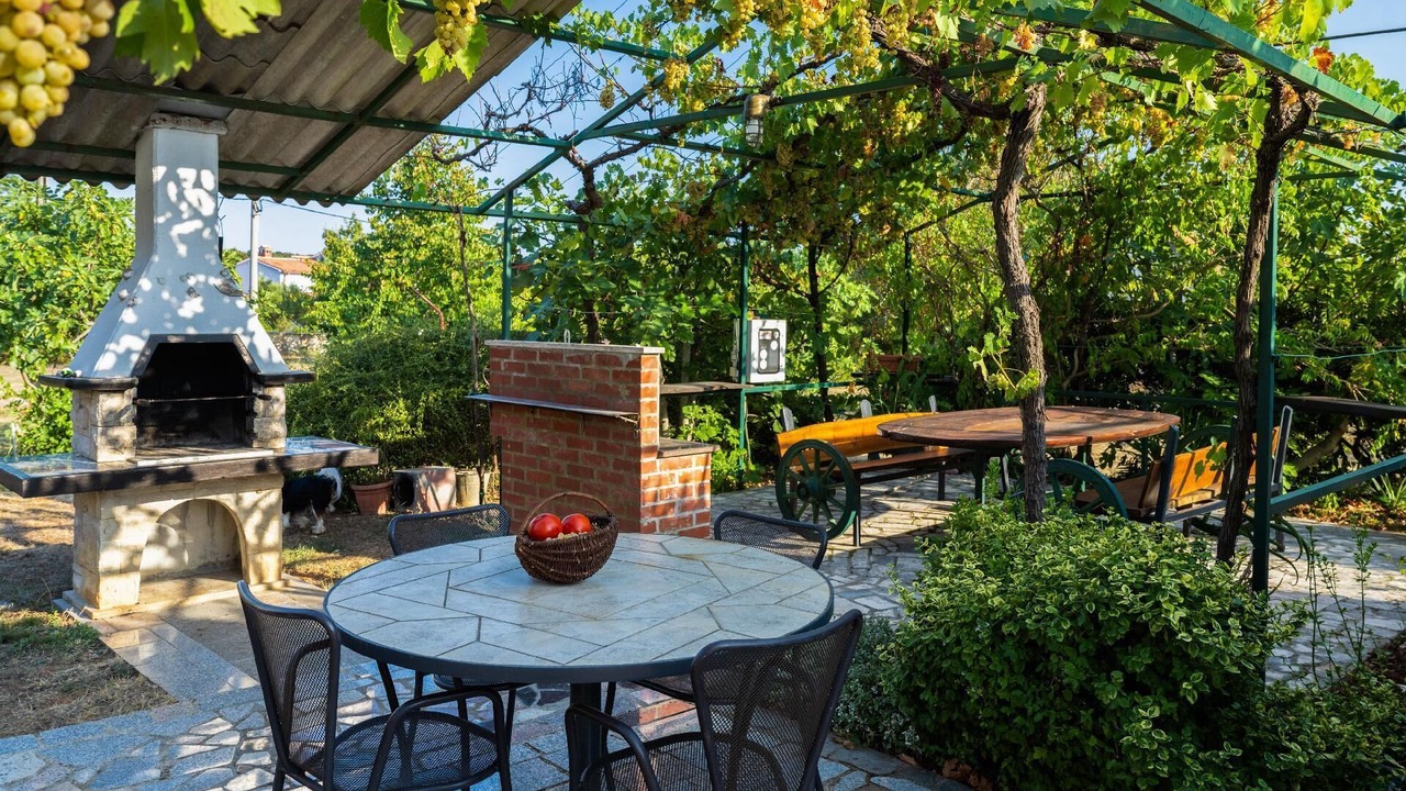 Photo of Outdoor in Kapelica