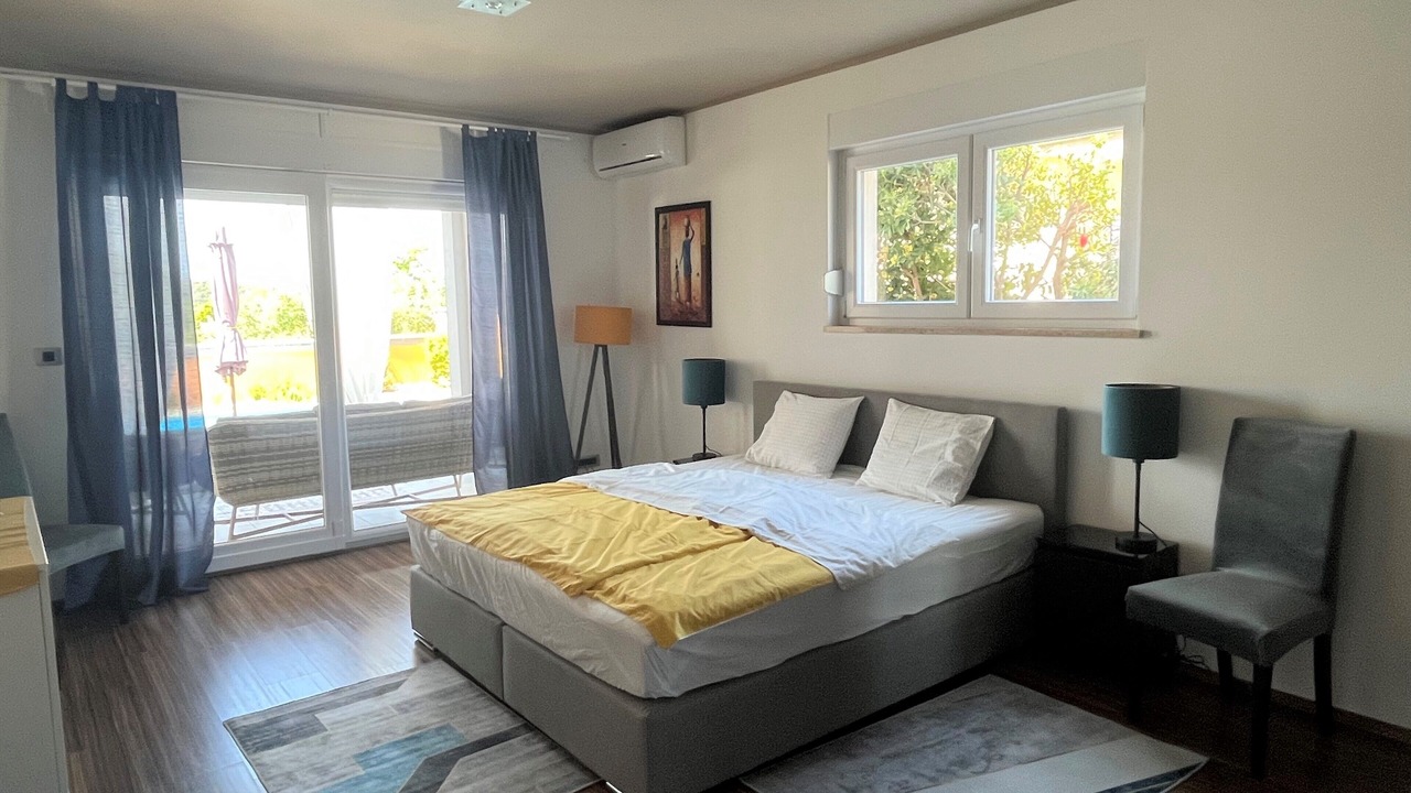 Photo of Bedroom in Rab