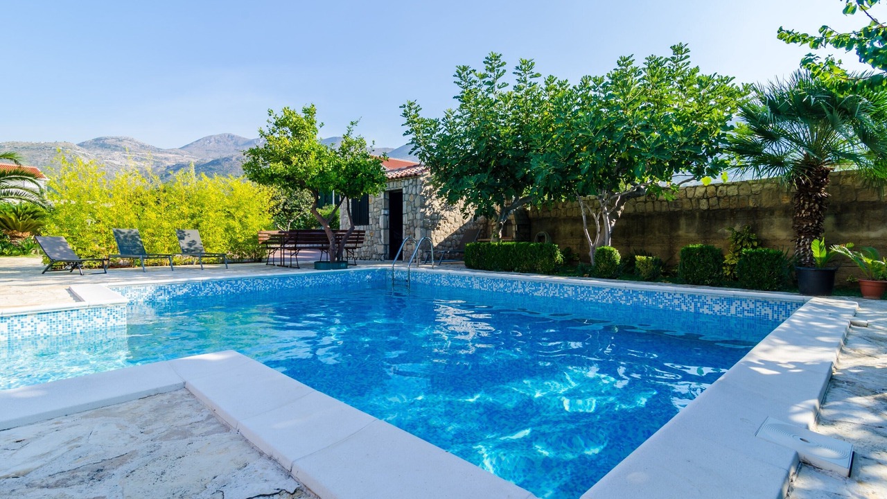 Photo of Outdoor in Celopeci