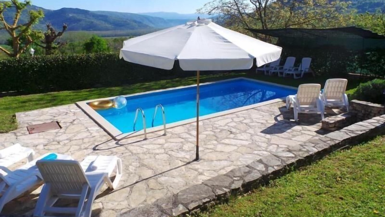 Photo of Outdoor in Brkac