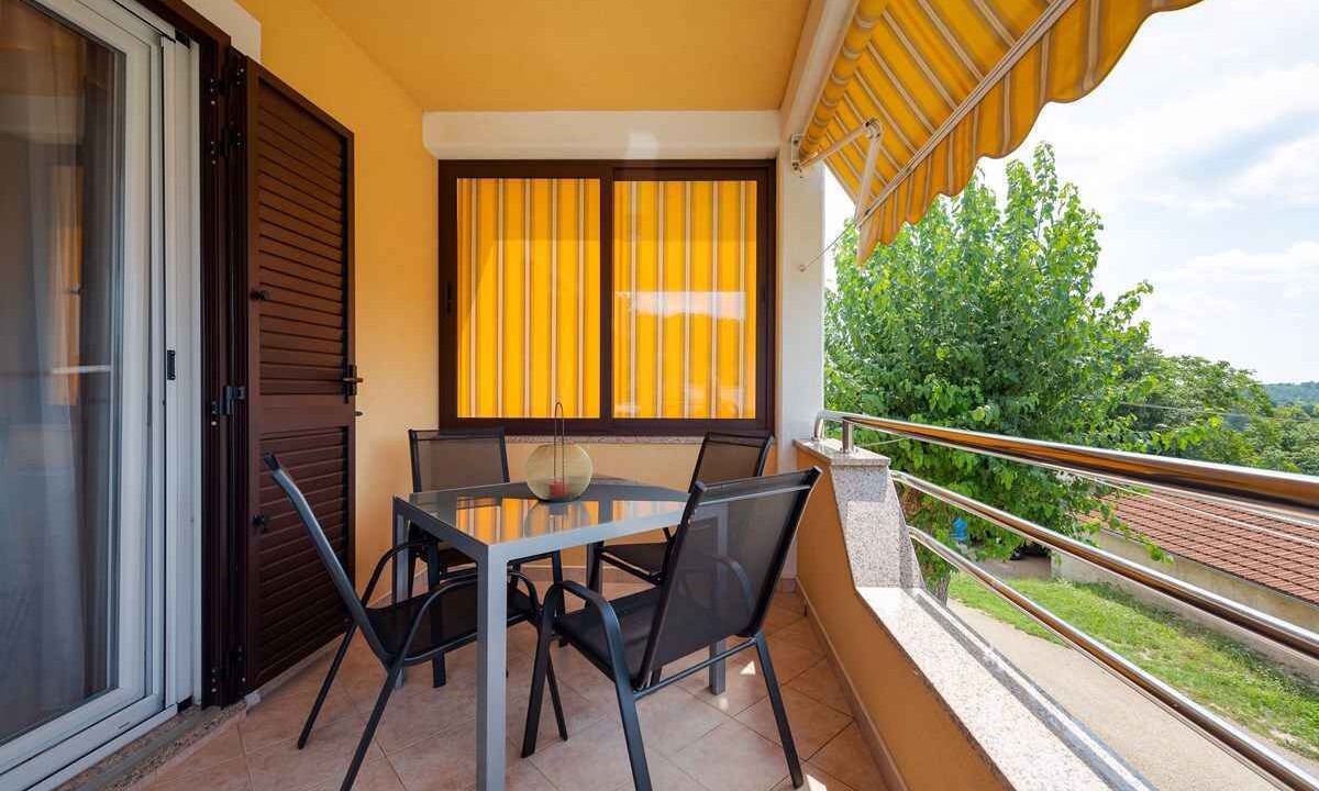 Photo of Outdoor in Lindar