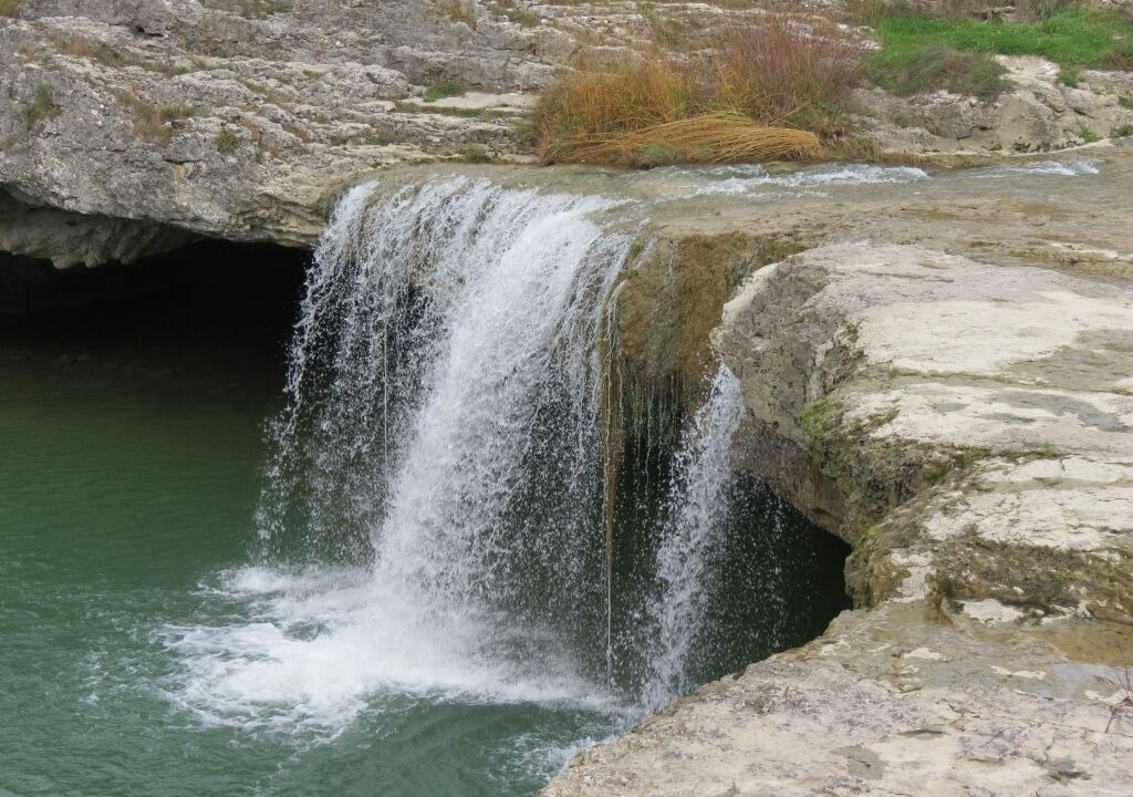 Photo of Others in Rim