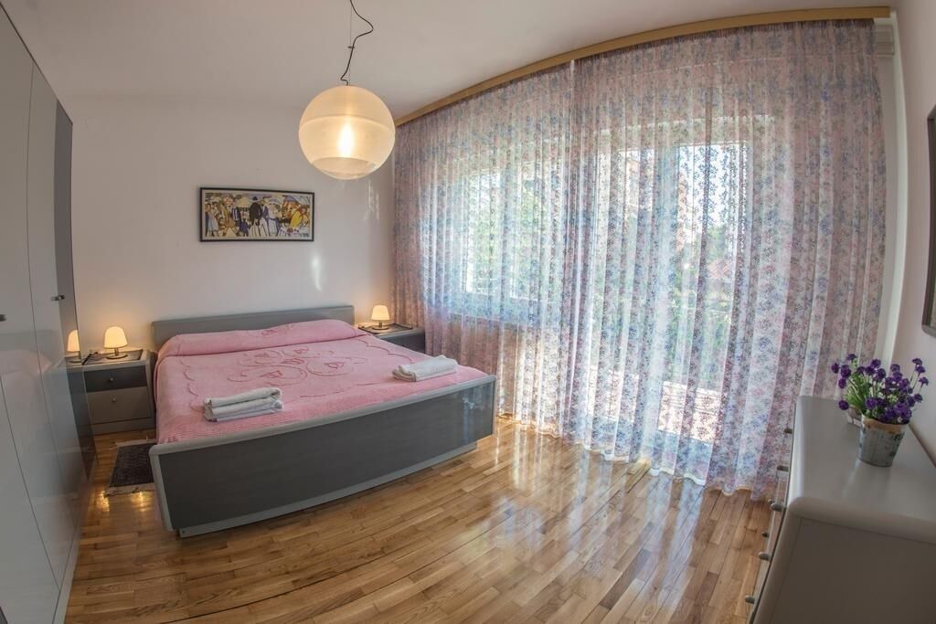 Photo of Bedroom in Banjole