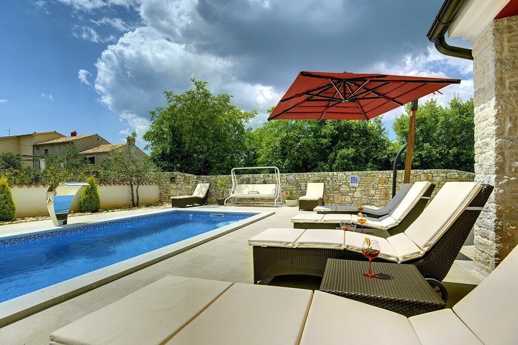 Photo of Outdoor in Bratulici