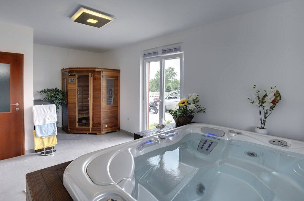 Photo of Livingroom in Bratulici