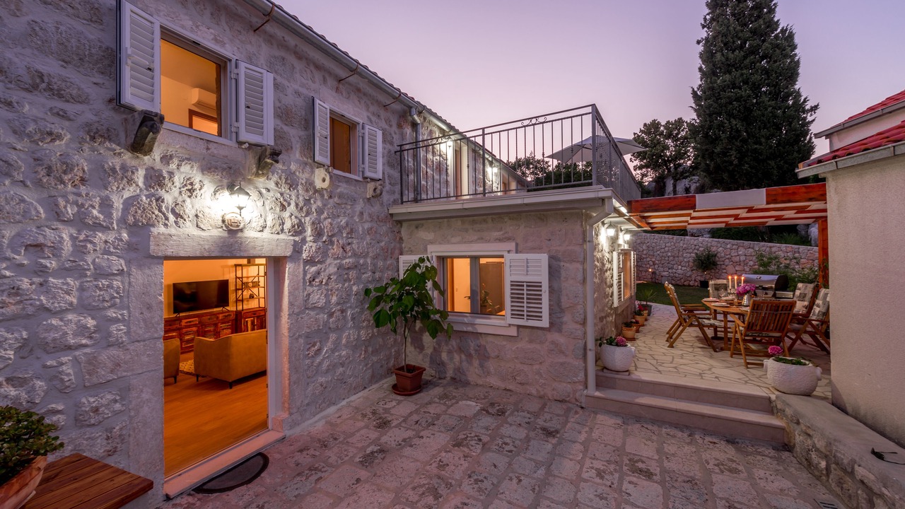 Photo of Outdoor in Celopeci