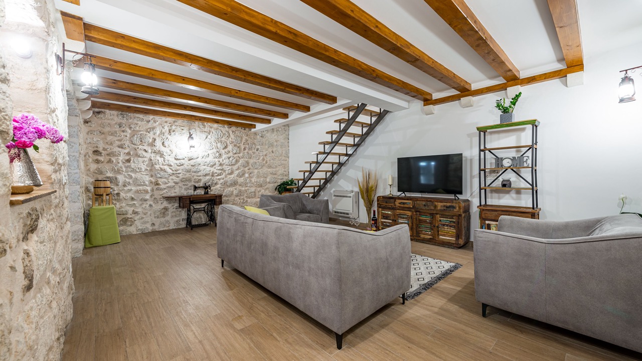 Photo of Livingroom in Celopeci